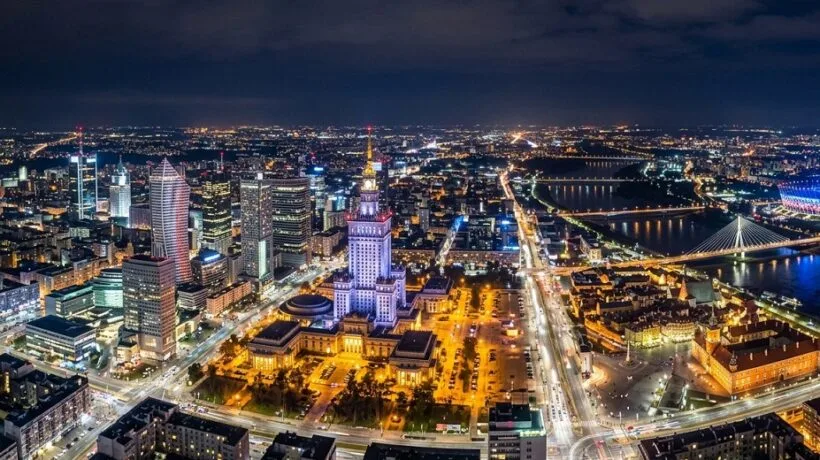 Życie studenta w Warszawie – koszty utrzymania, akademiki, transport i rozrywka
